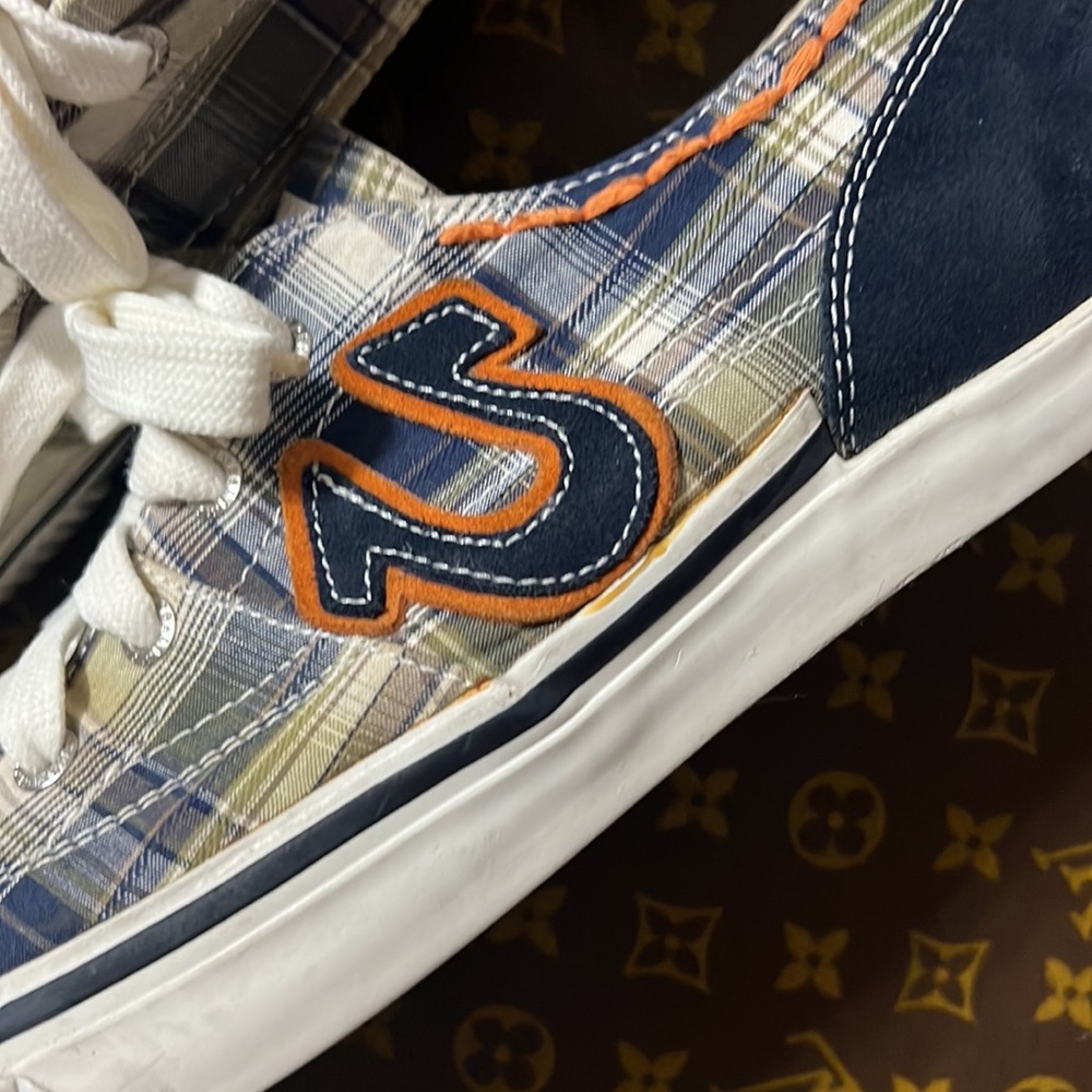 Trurreligion men's shoes